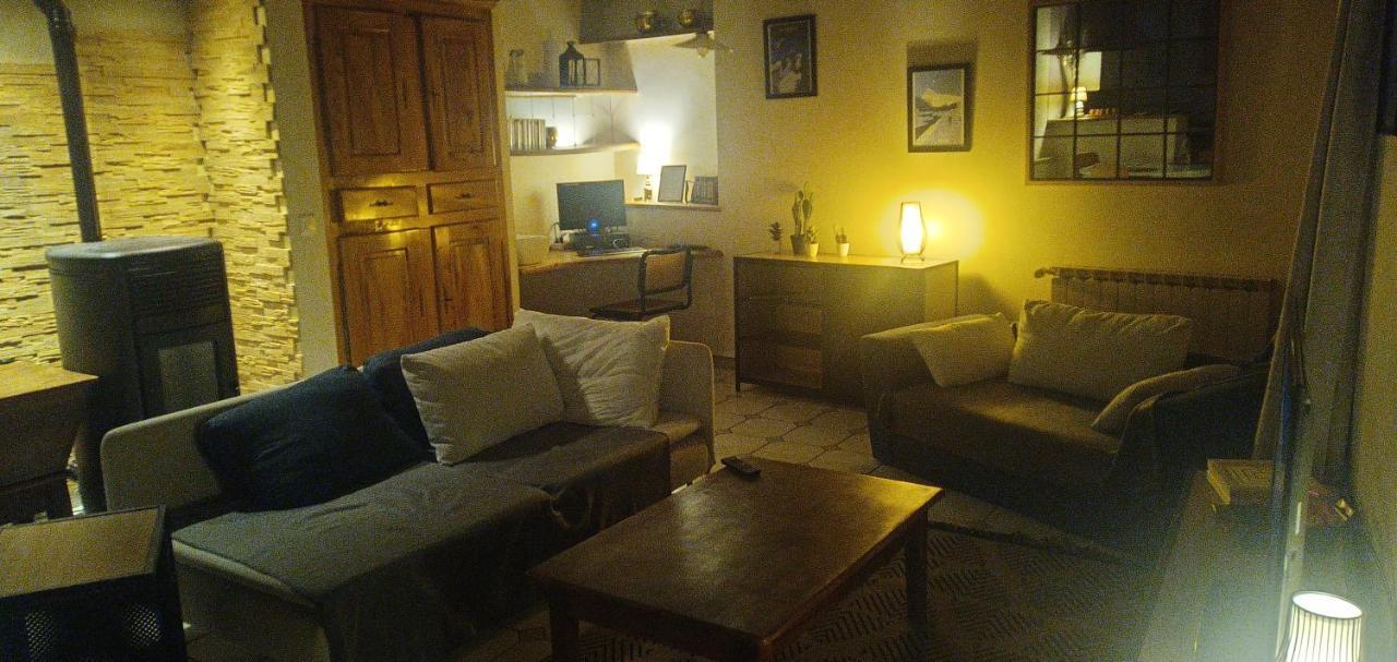 La Maison Sous Le Chateau Tallard Luaran gambar